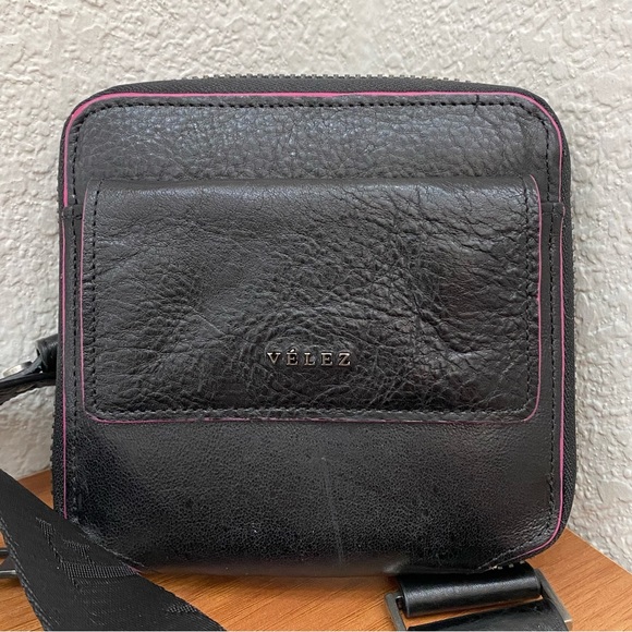 VELEZ Black Cattle Leather Crossbody Wallet Bag - Picture 5 of 16